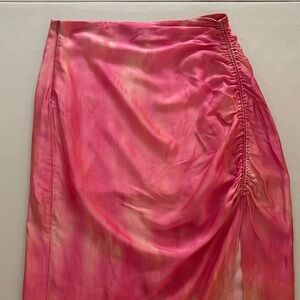 Beautiful zara pink and orange skirt 🧡💕